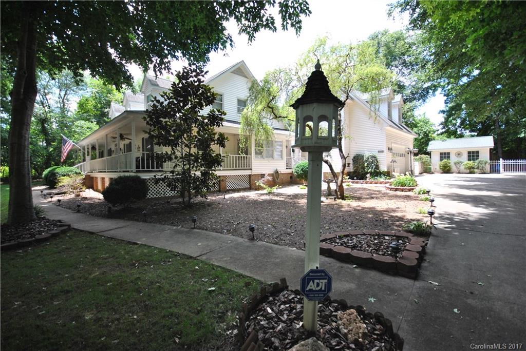 Country Woods - Residential