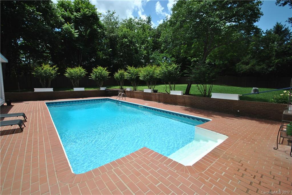 Country Woods - Residential