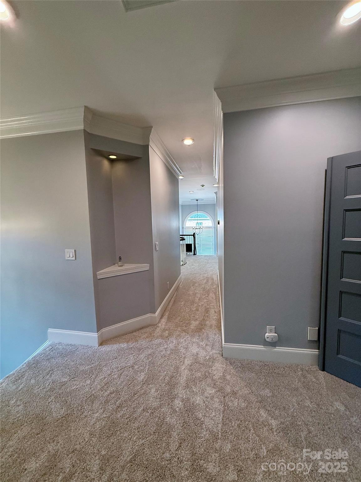 Diane Shores - Residential