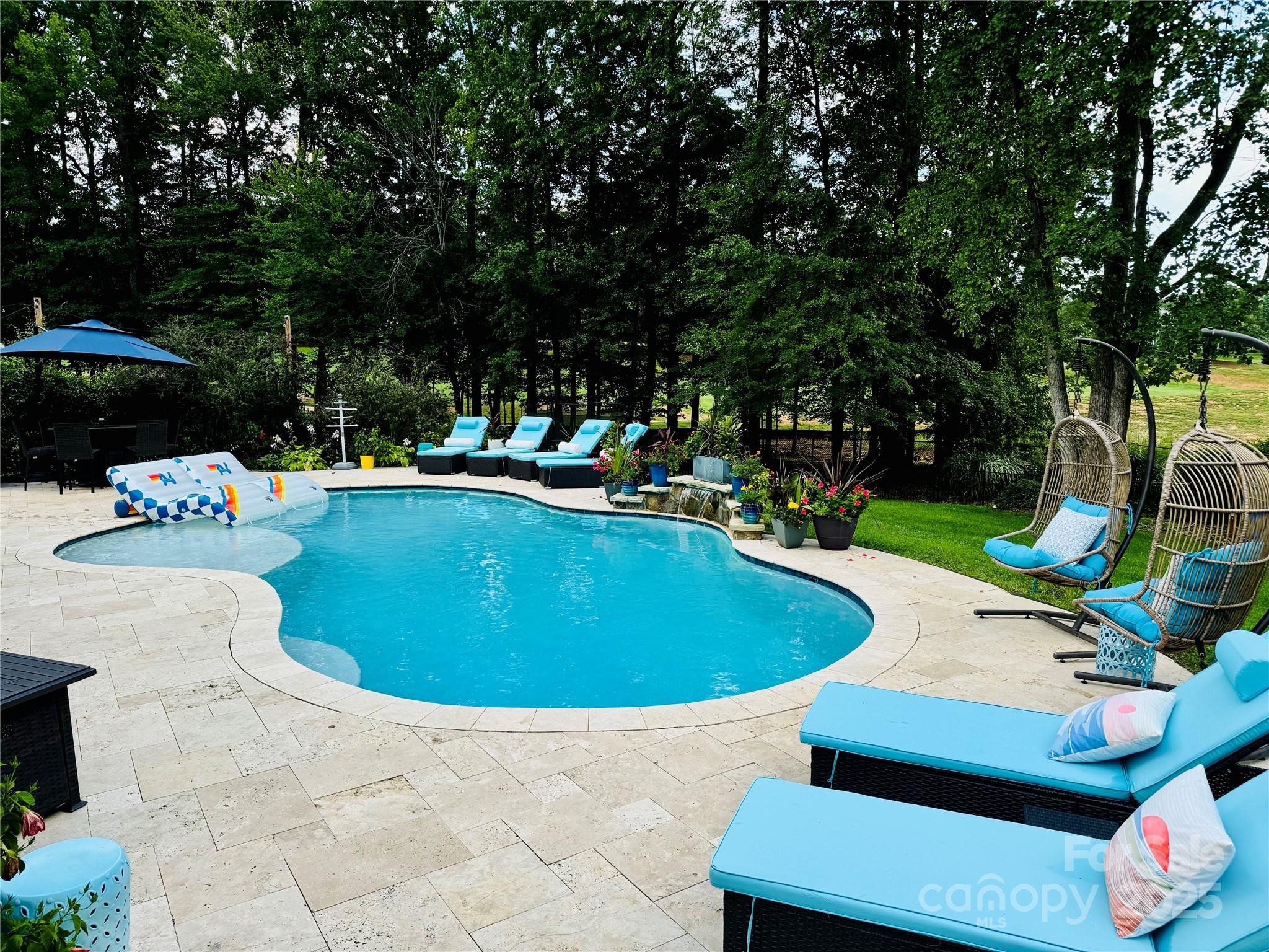 Diane Shores - Residential