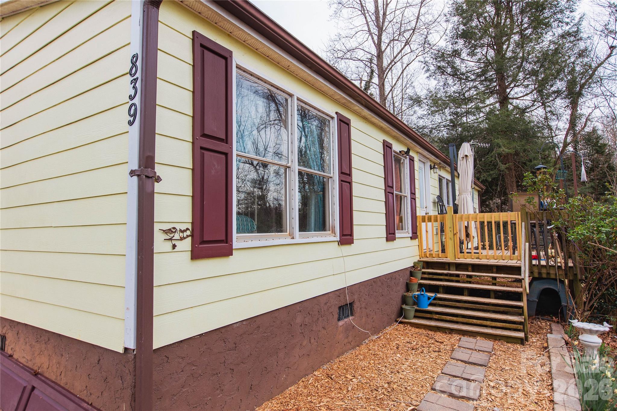 839 Hidden View Loop