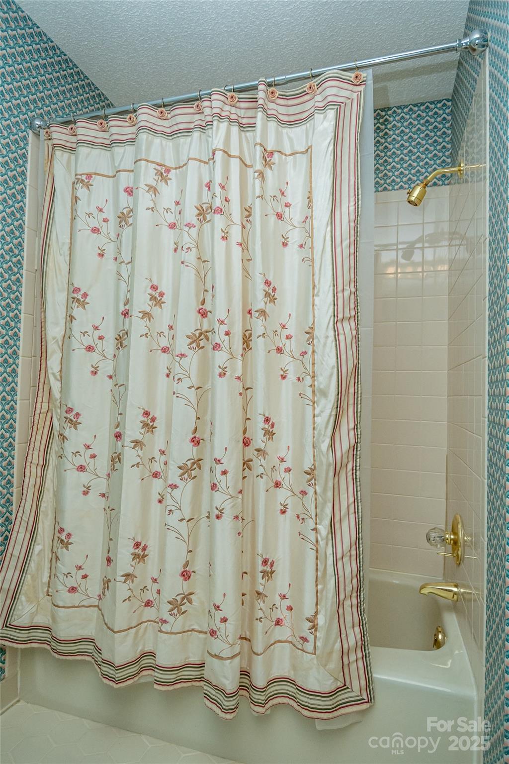 Pebble Creek - Residential