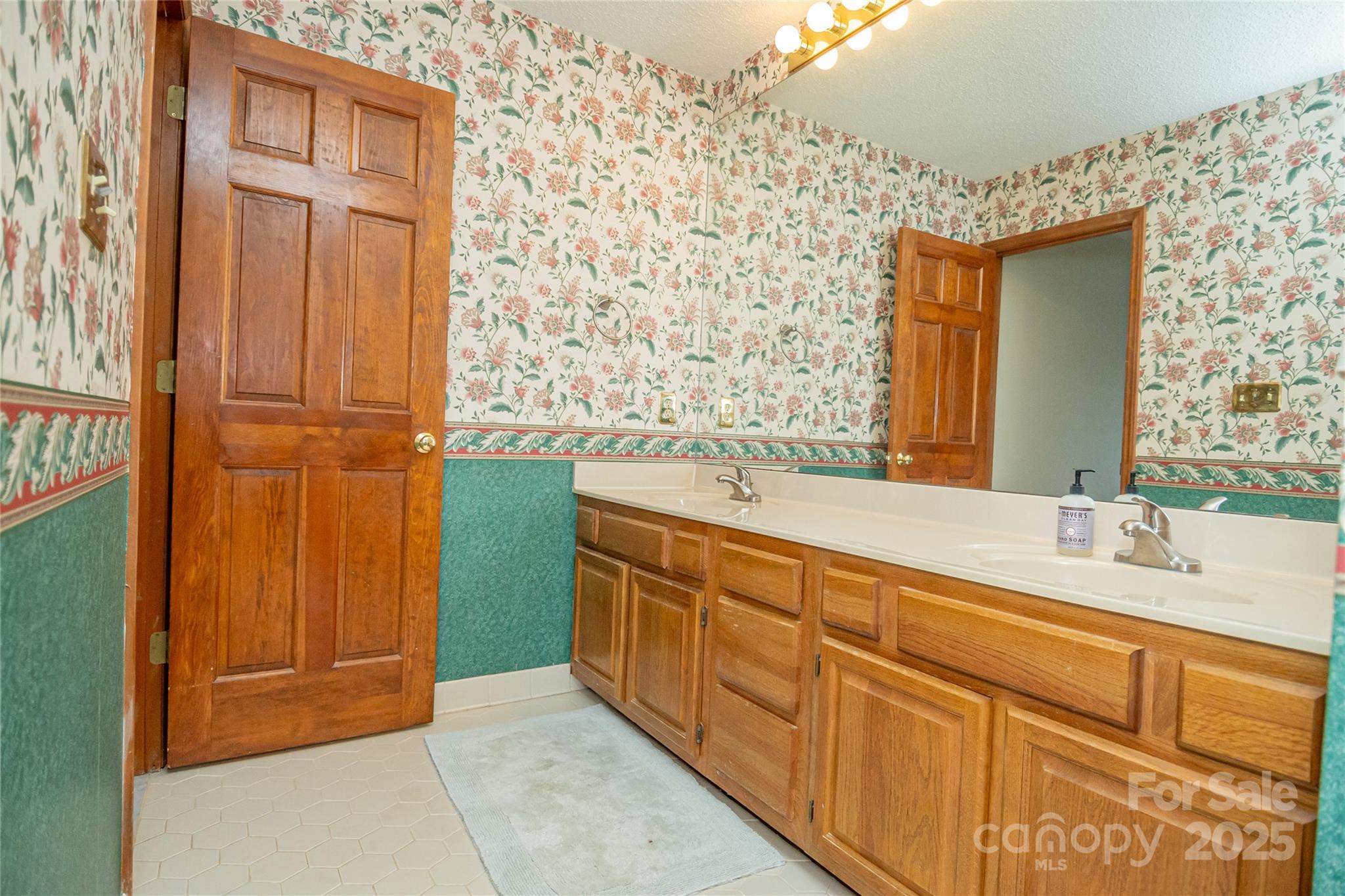 Pebble Creek - Residential