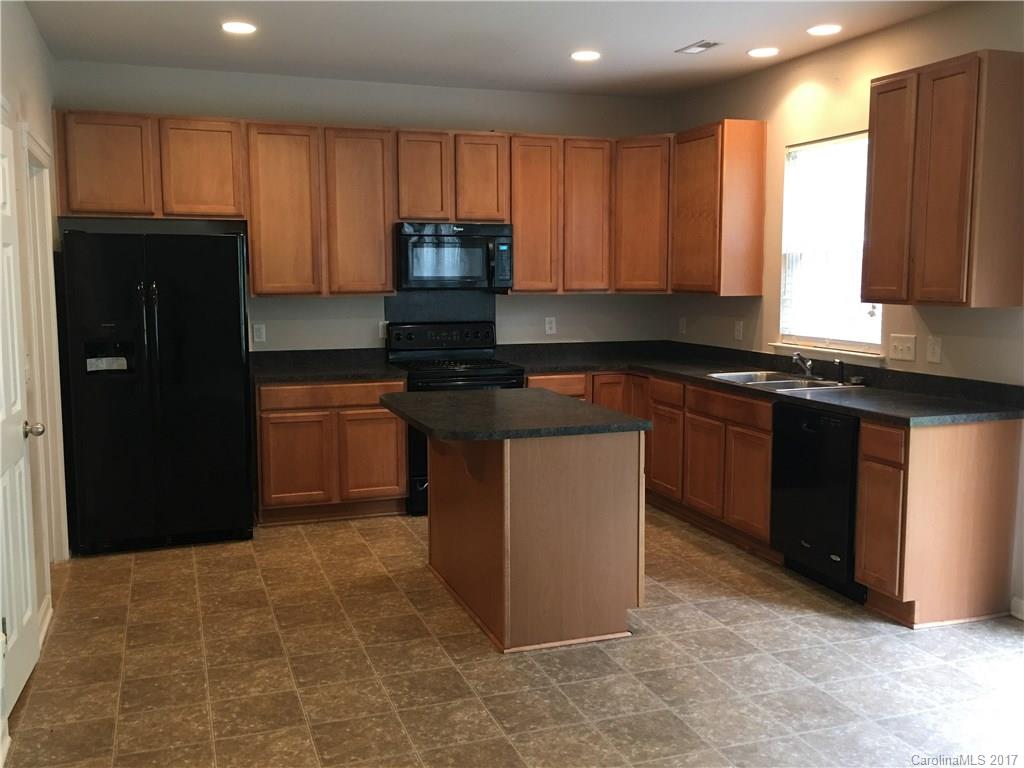 Falcon Ridge - Residential Lease