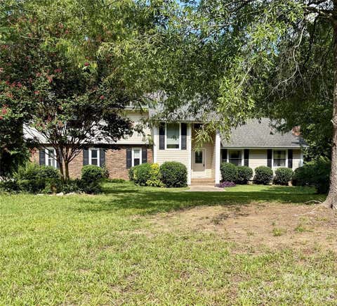 Photo of 1913 Lake Monroe Drive, Monroe, NC 28112 (MLS # 4382343)