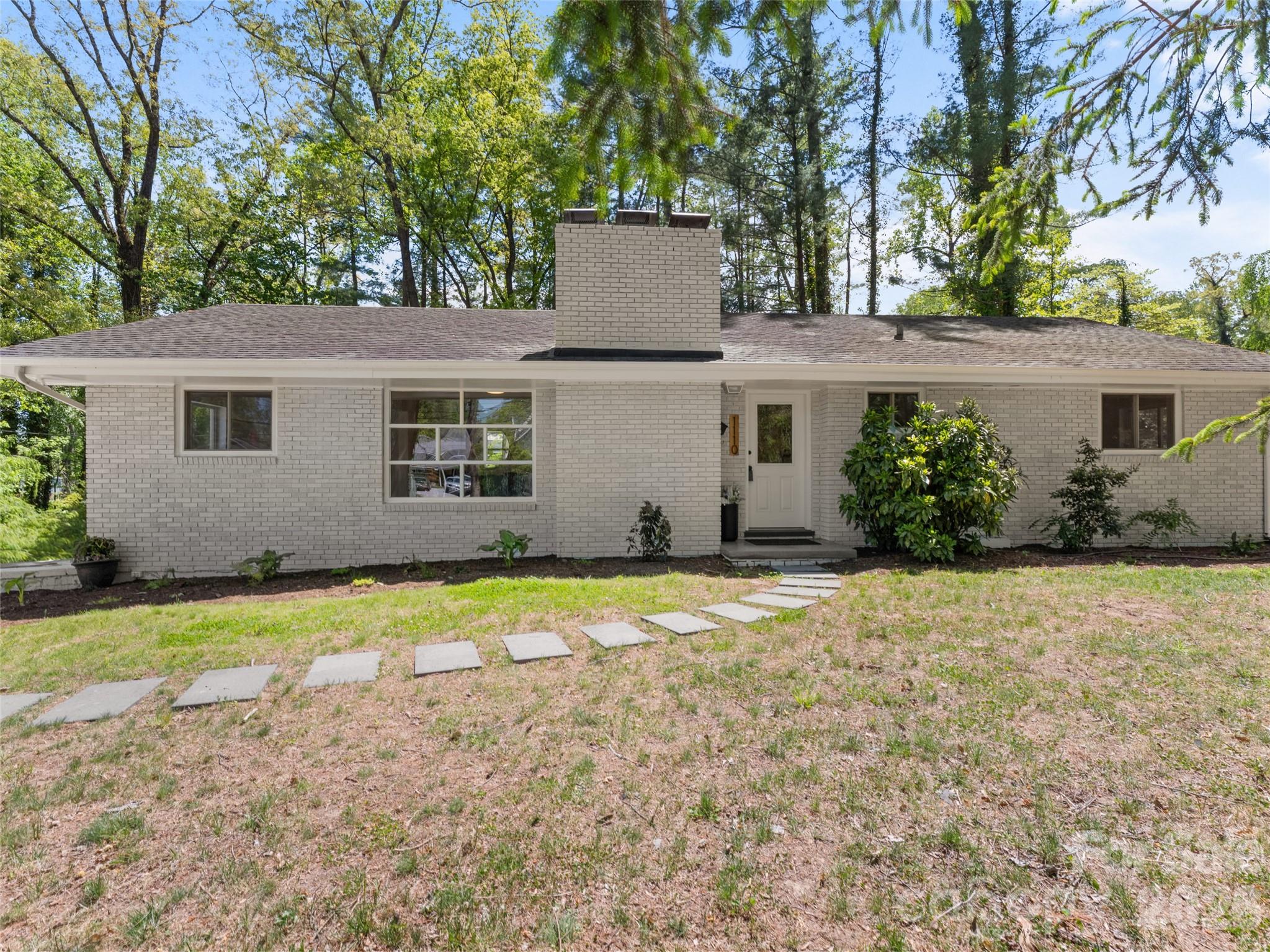 1110 3rd Avenue W multiple