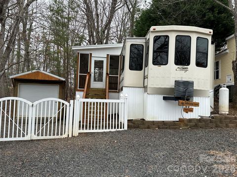 112 Sparrow Lane New London NC 28127