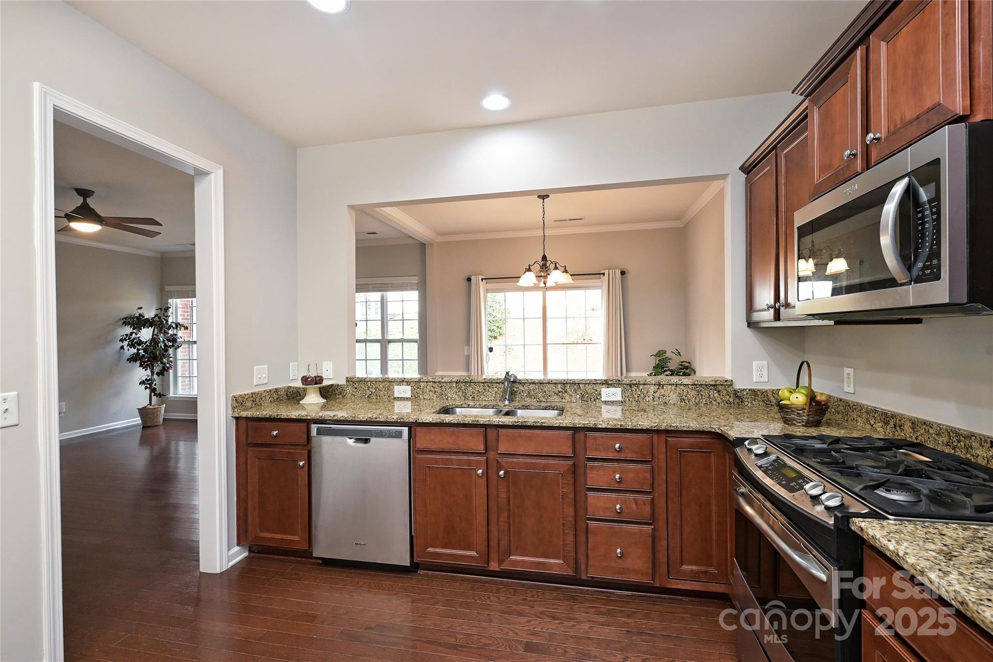 The Enclave at Ardrey Kell - Residential