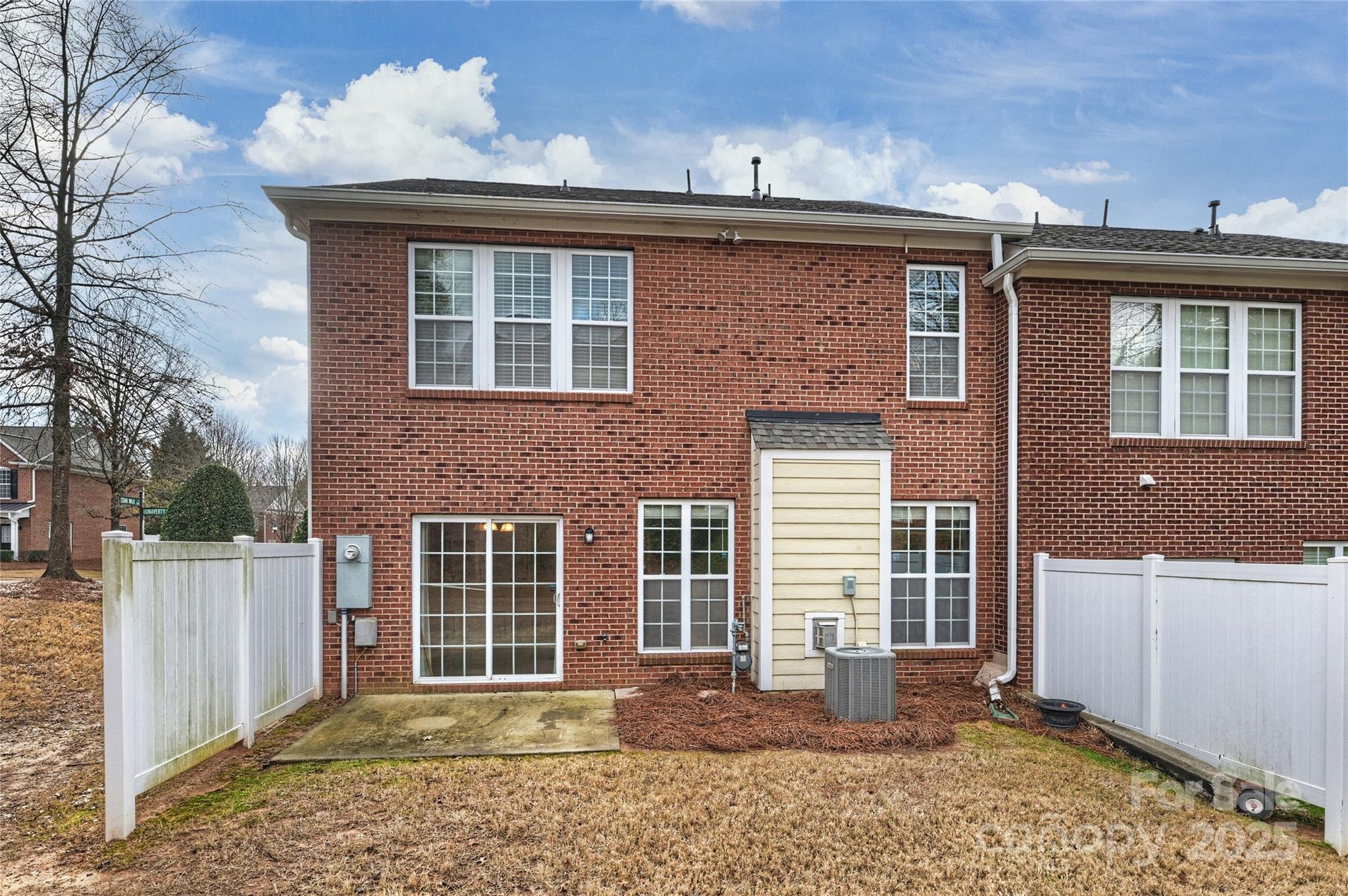 The Enclave at Ardrey Kell - Residential