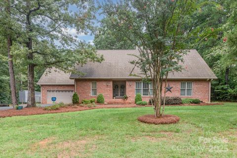 Photo of 11855 Sam Black Road, Midland, NC 28107 (MLS # 4291546)