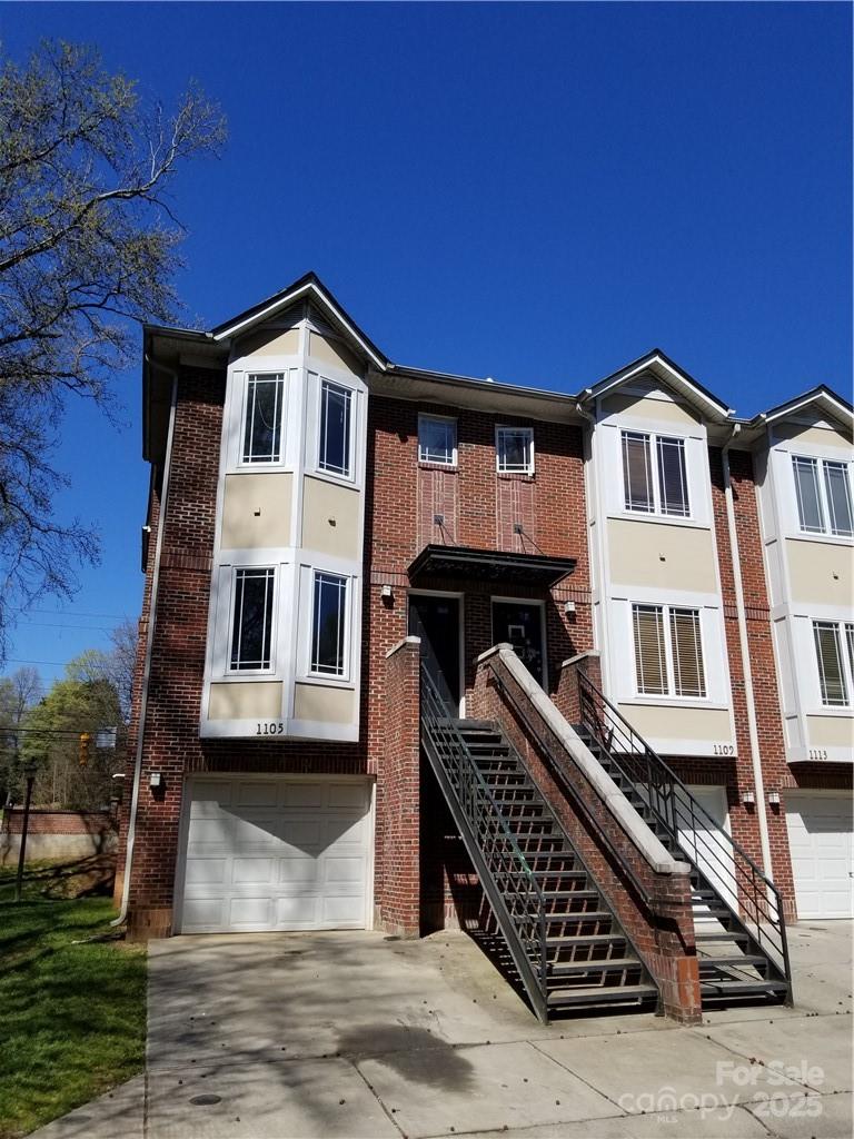 1105 Kurt Court