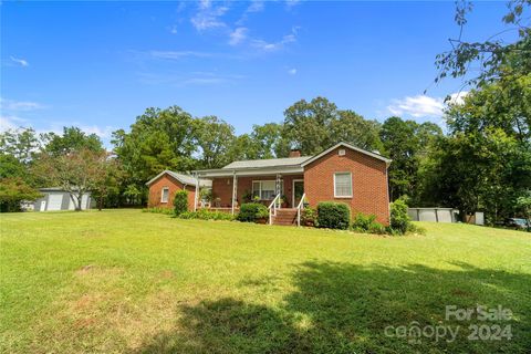 A home in Waxhaw