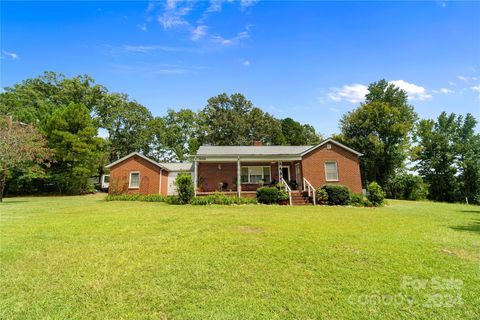 A home in Waxhaw