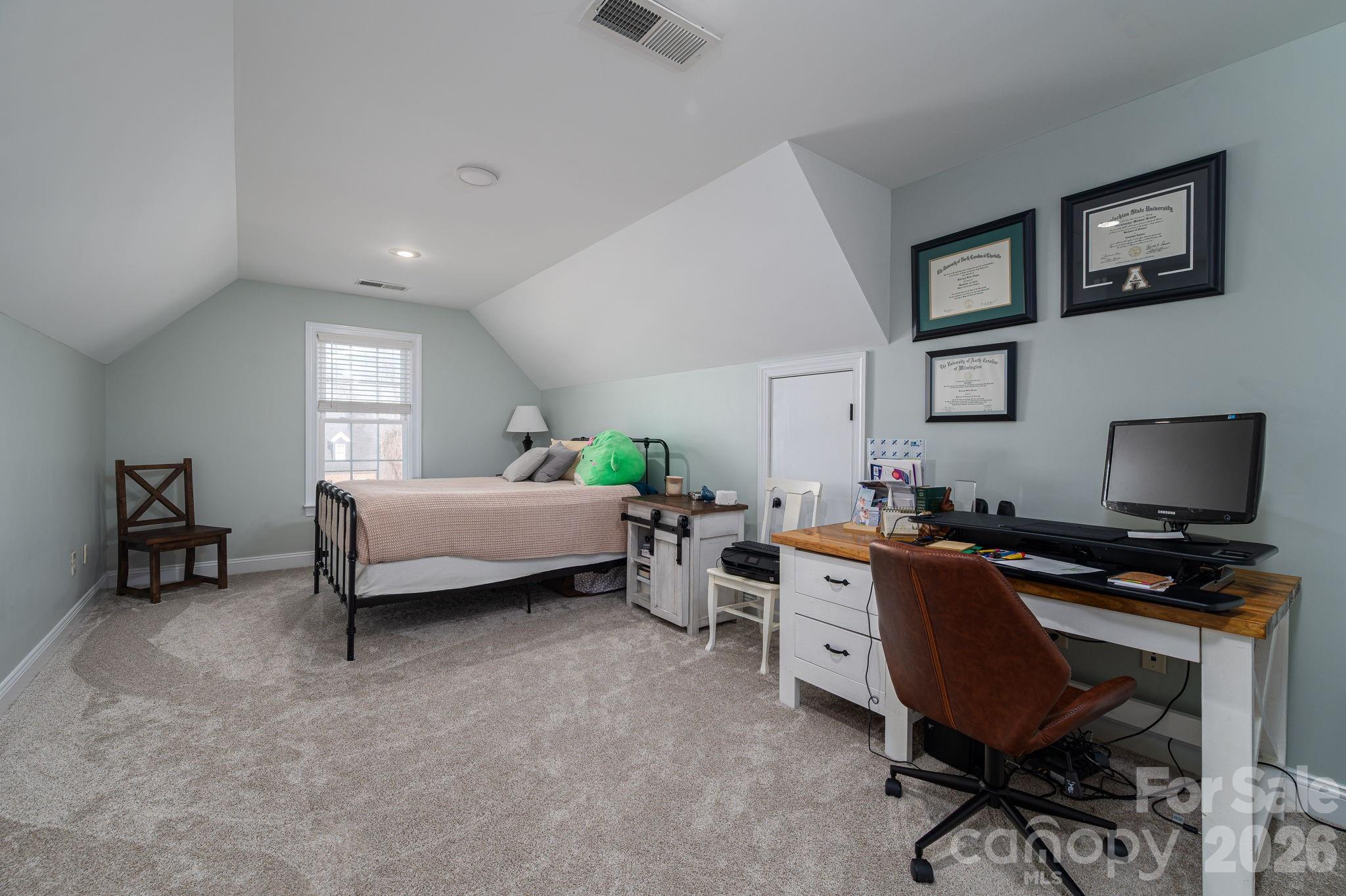 Eagles Walk - Residential
