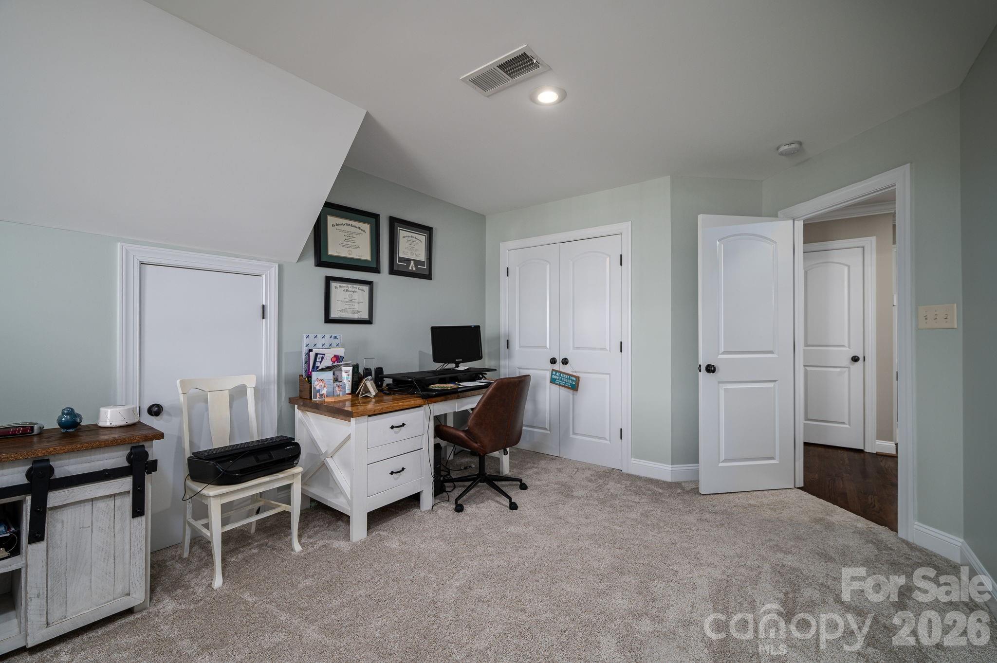 Eagles Walk - Residential