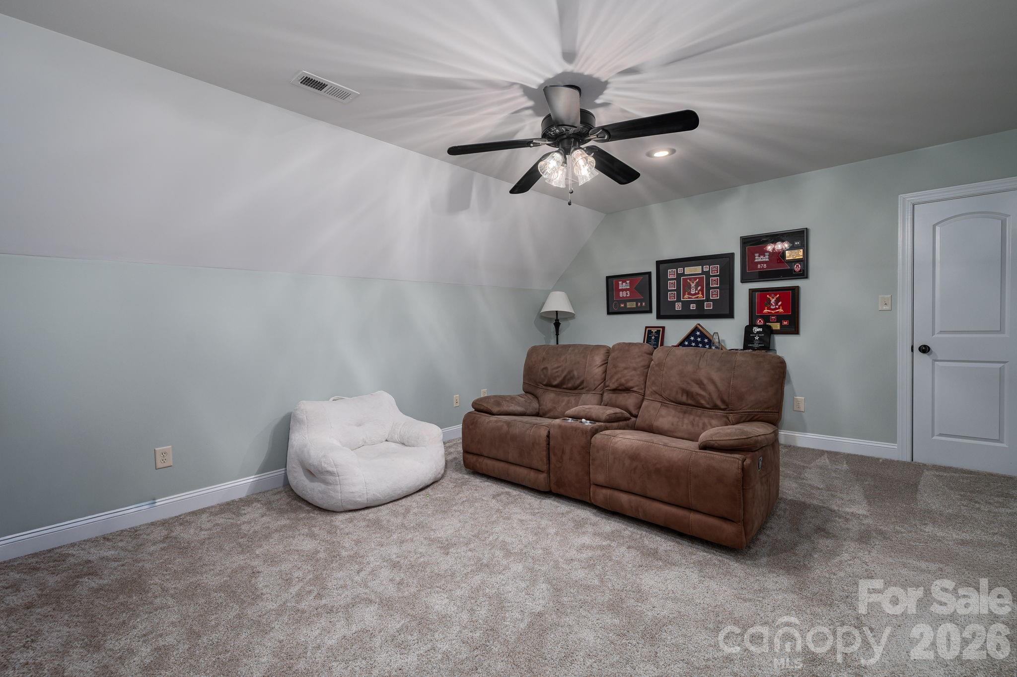 Eagles Walk - Residential