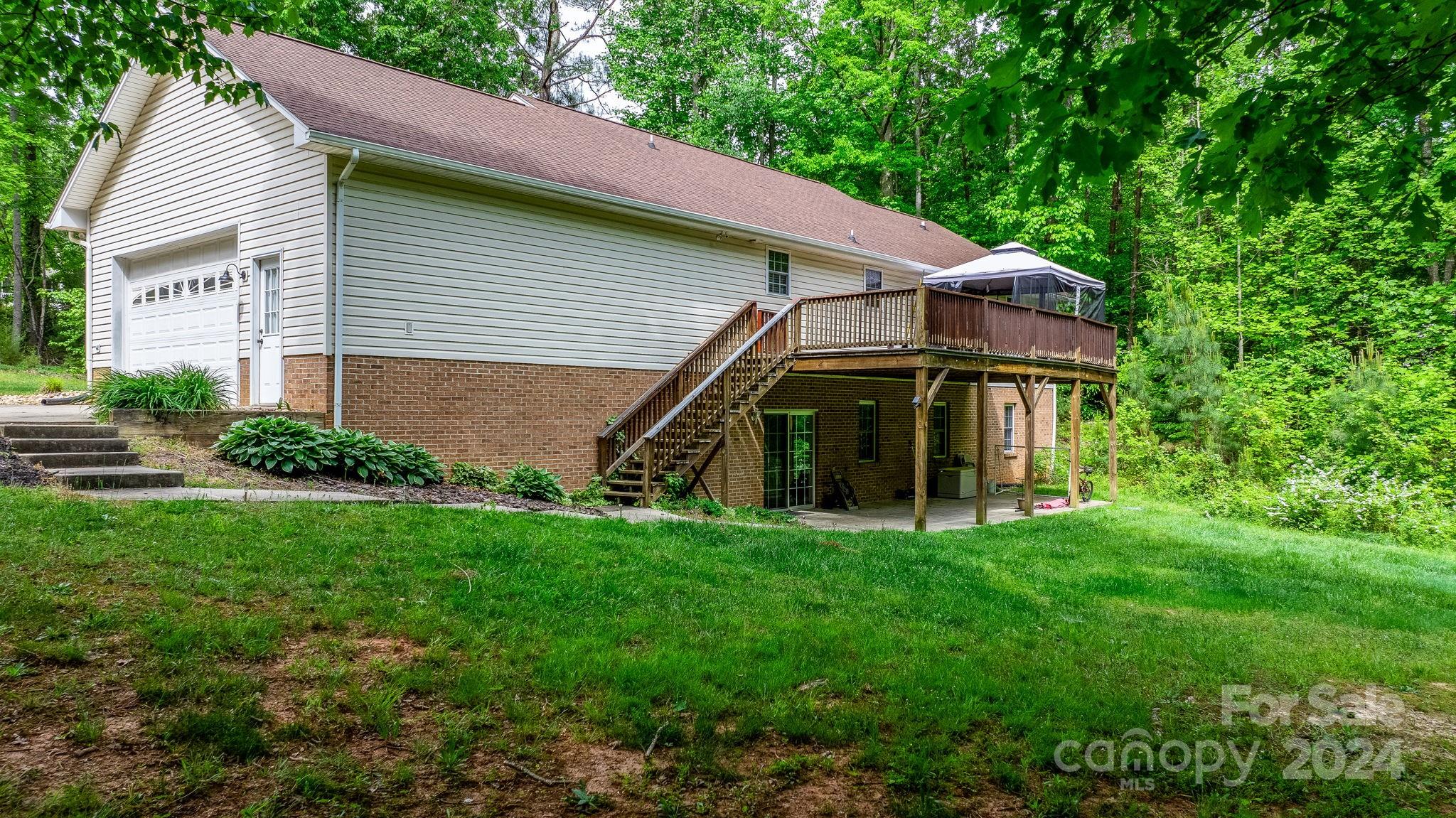 Stoney Creek Acres - Residential