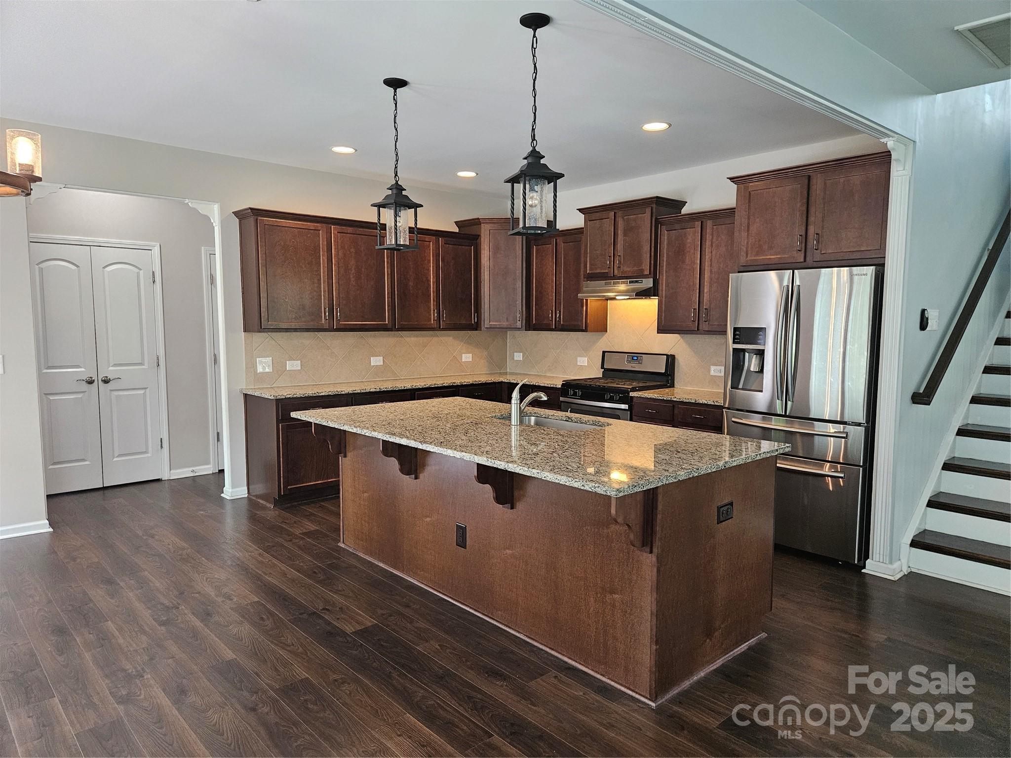 Fox Ridge - Residential