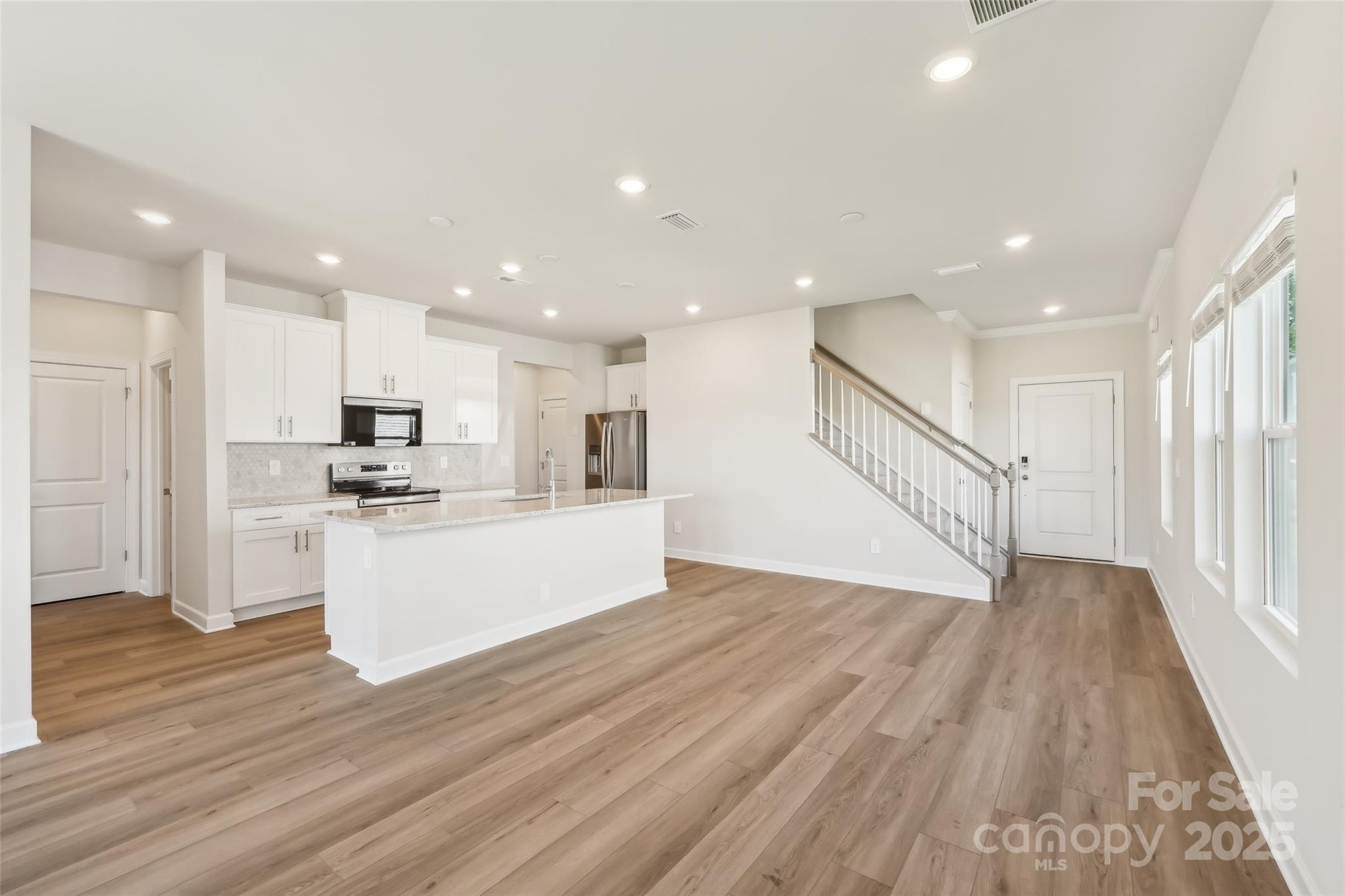 5036 Poplin Valley