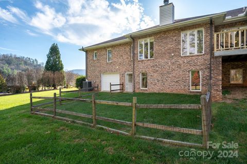 A home in Hendersonville