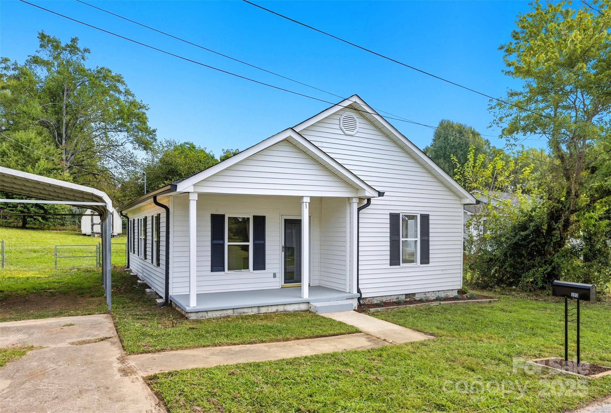 203 Putnam Street
