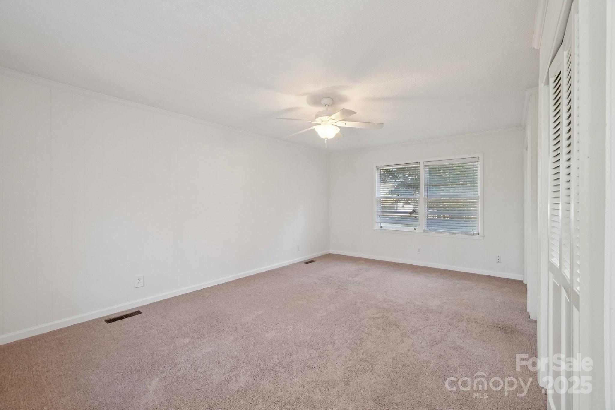 Twin Lakes - Residential