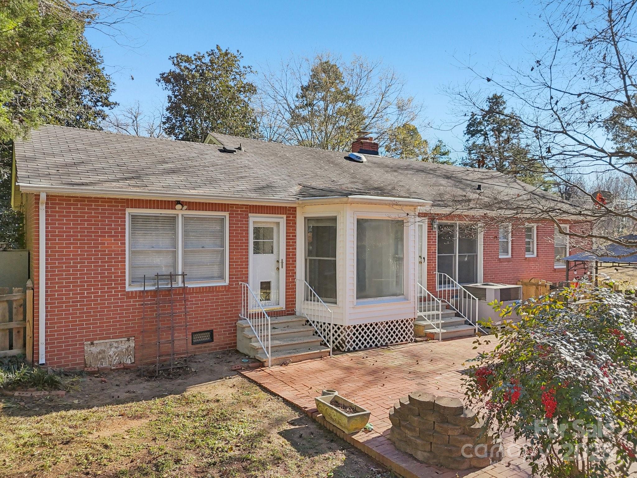 Twin Lakes - Residential