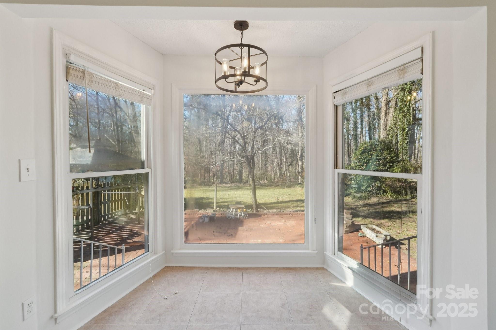 Twin Lakes - Residential