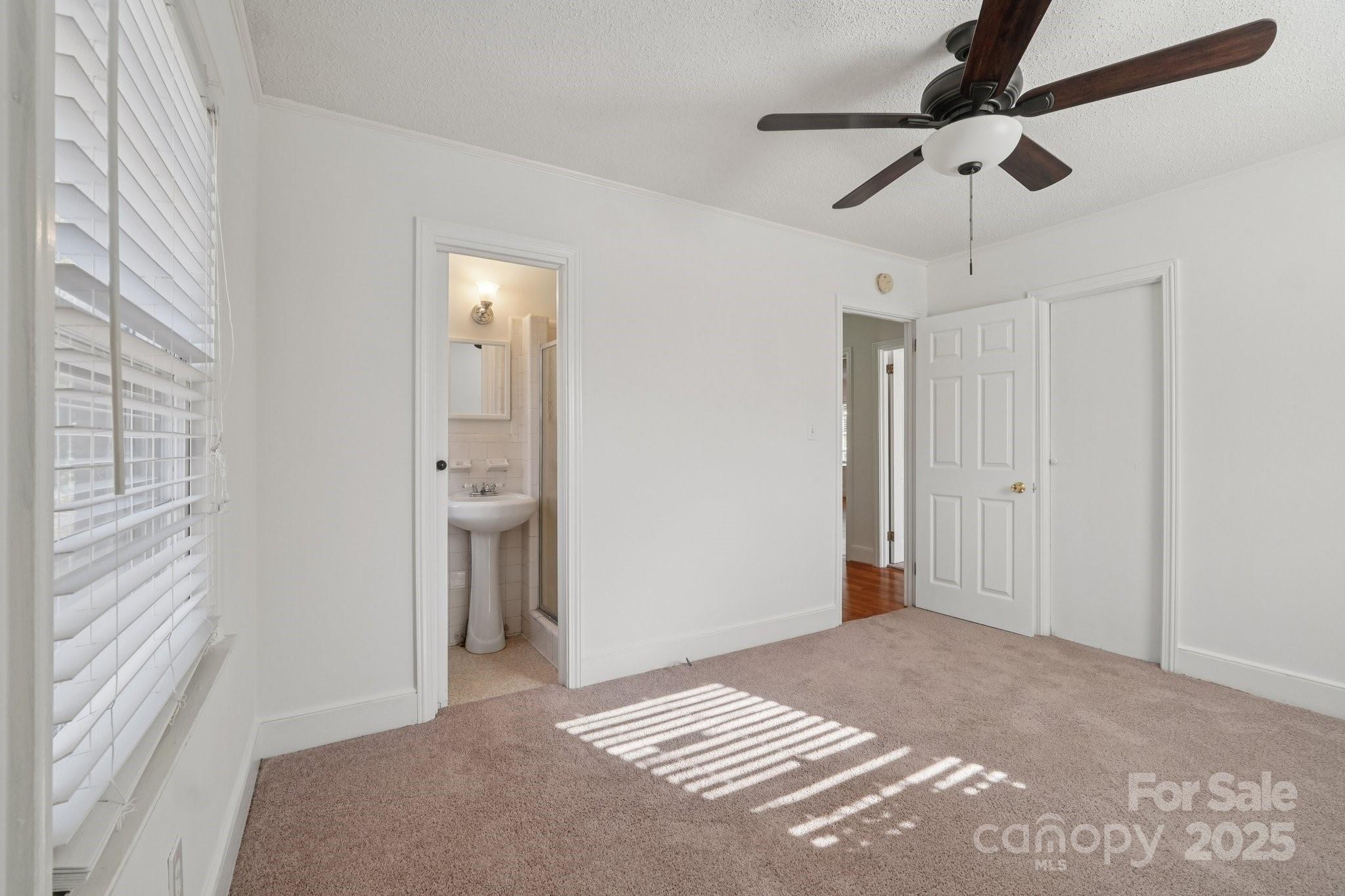 Twin Lakes - Residential