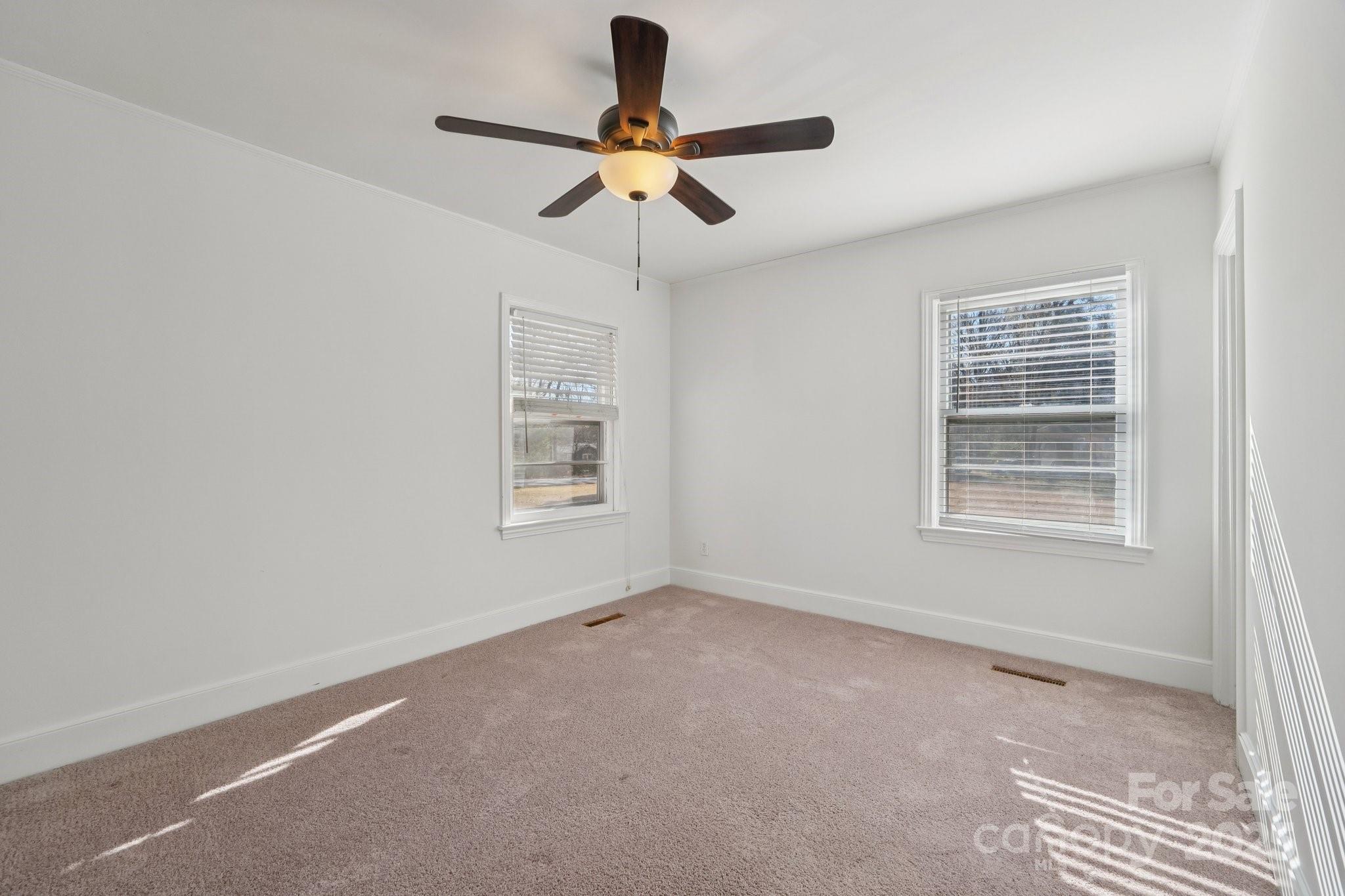 Twin Lakes - Residential