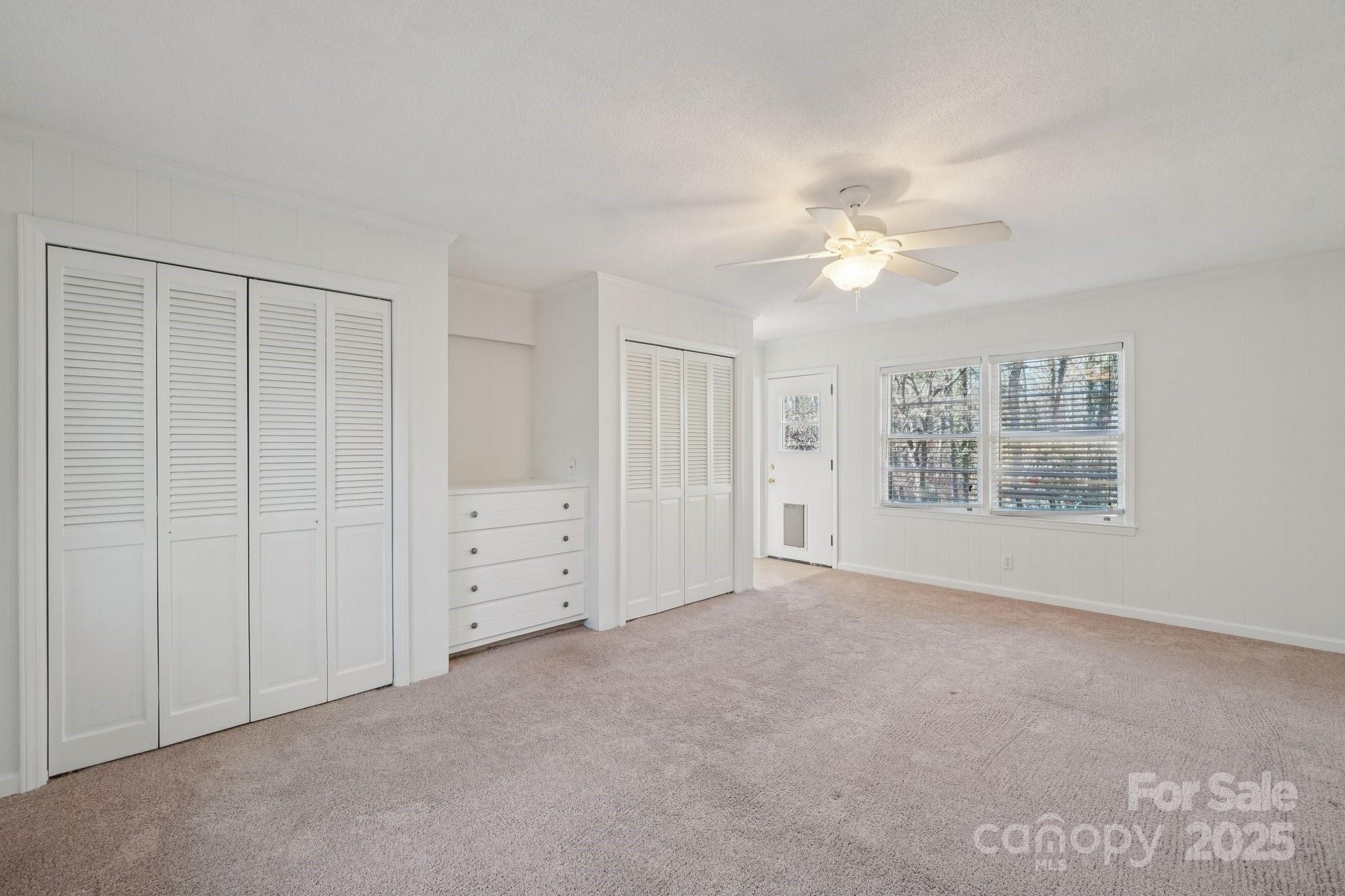 Twin Lakes - Residential