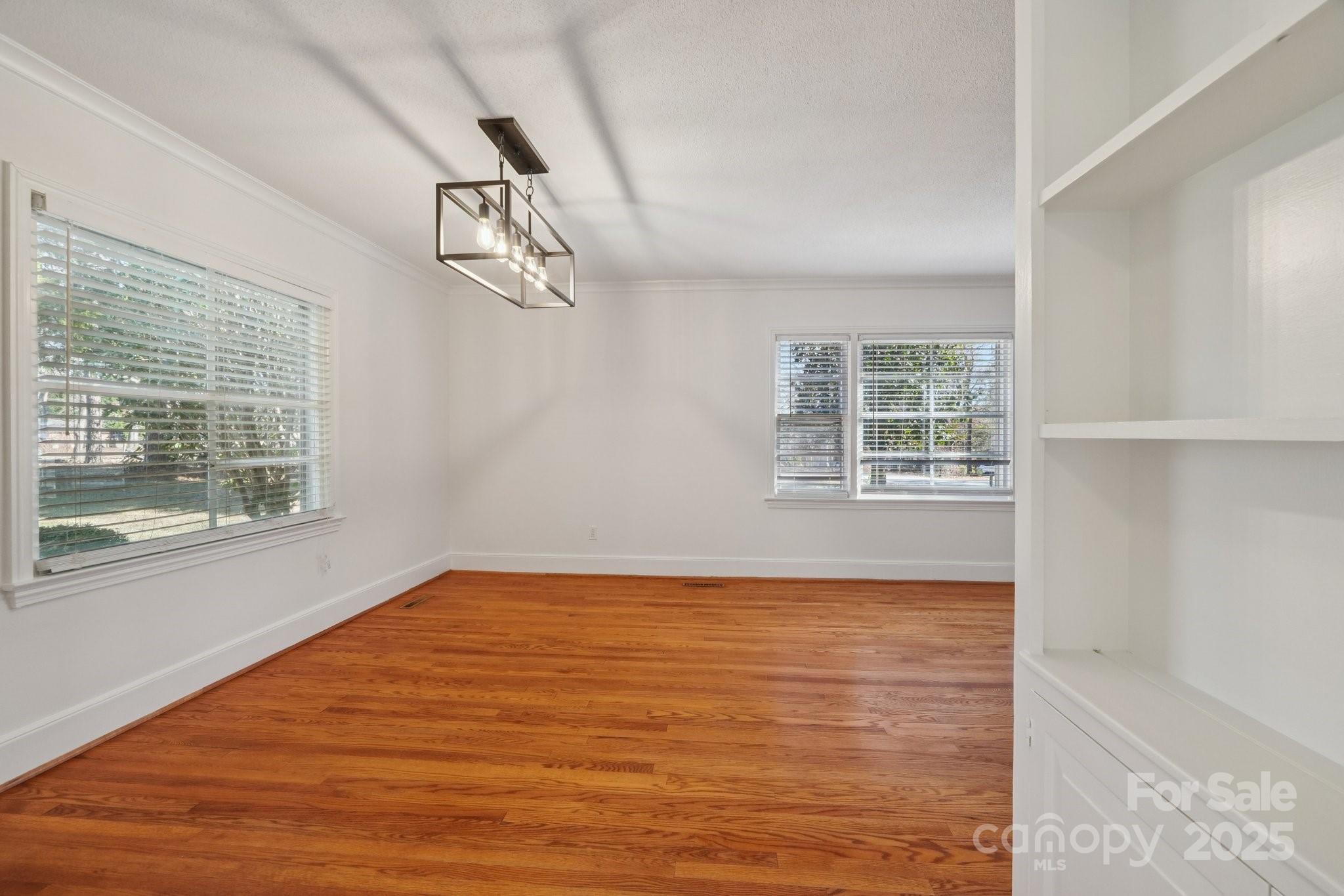 Twin Lakes - Residential