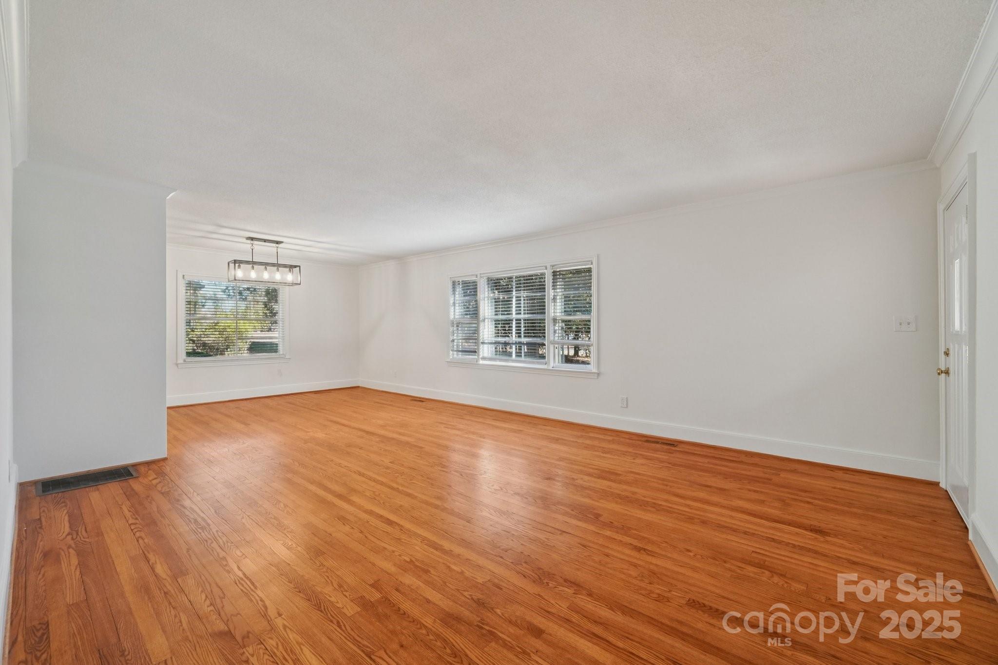 Twin Lakes - Residential