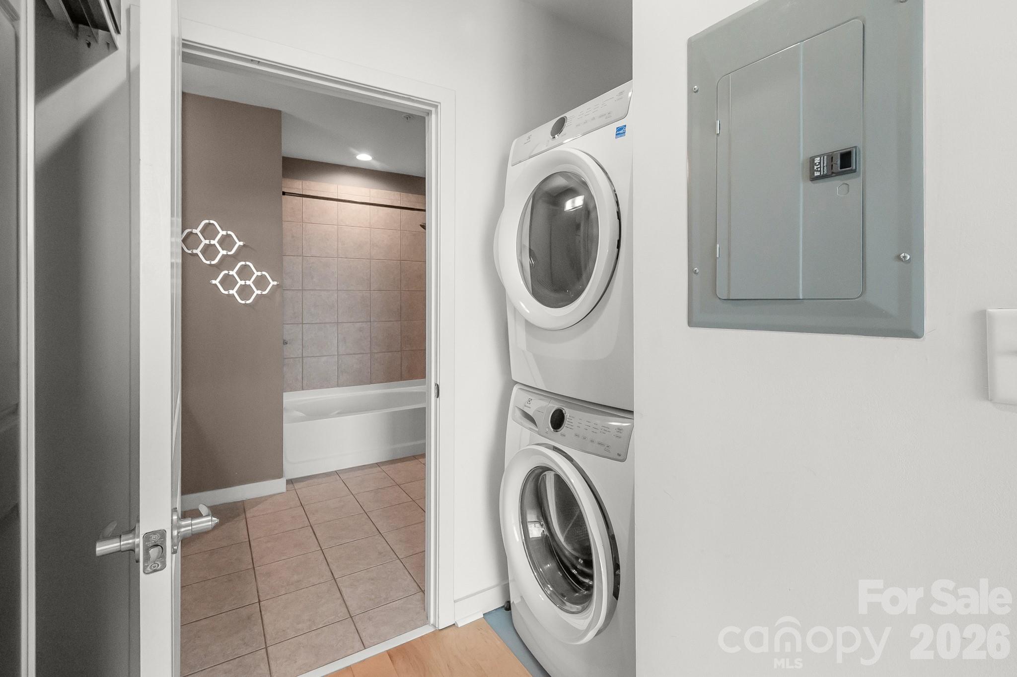 Avenue Condominiums - Residential