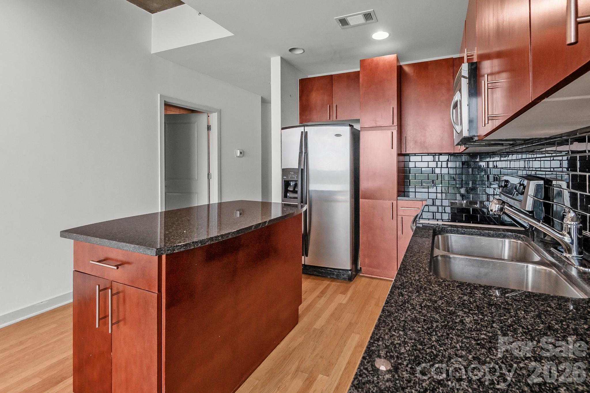 Avenue Condominiums - Residential