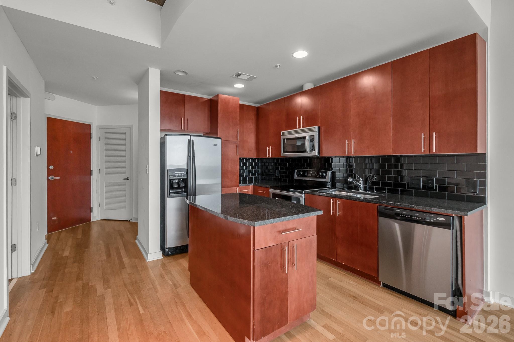 Avenue Condominiums - Residential