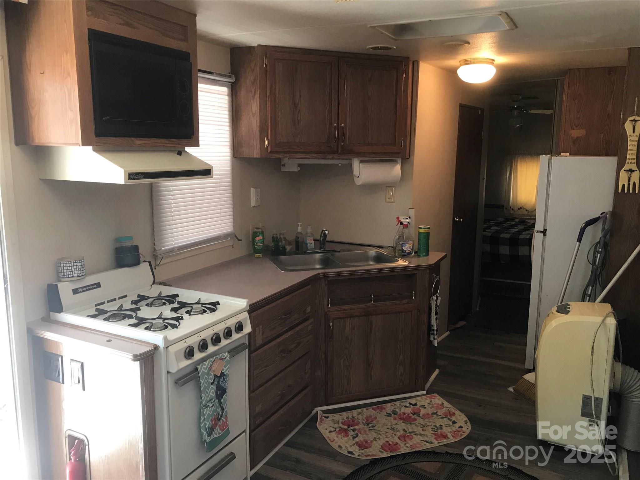 Twin Harbor - Residential