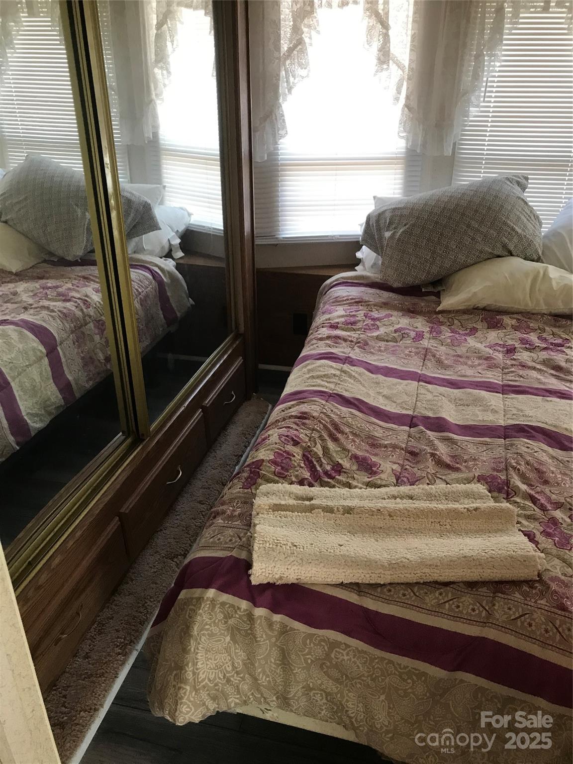 Twin Harbor - Residential