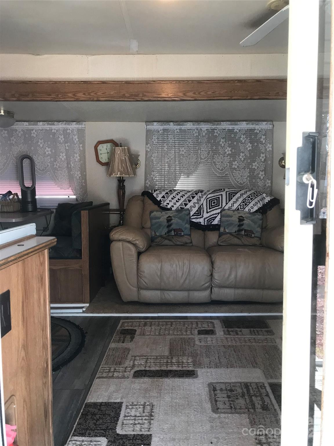 Twin Harbor - Residential