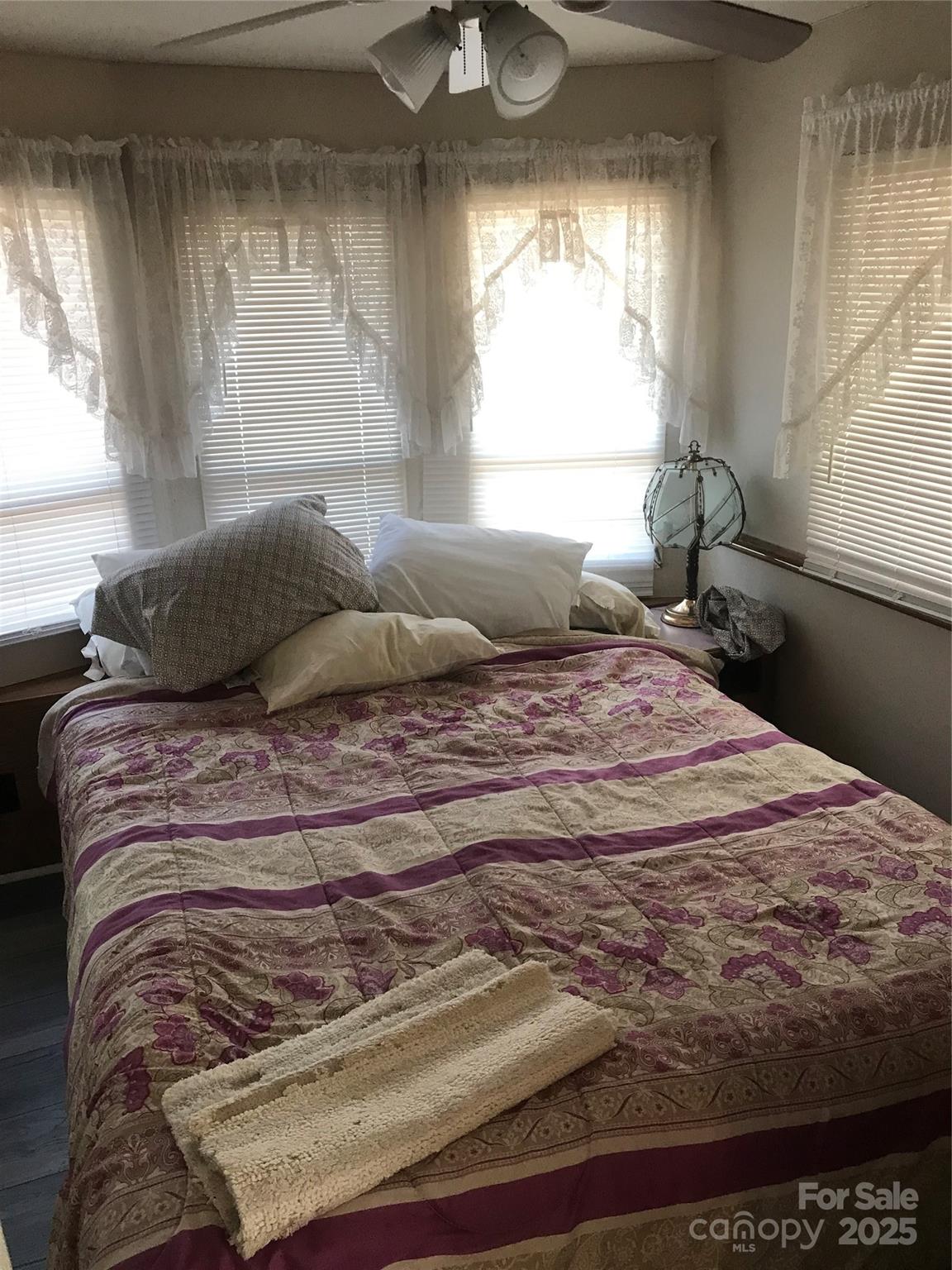 Twin Harbor - Residential