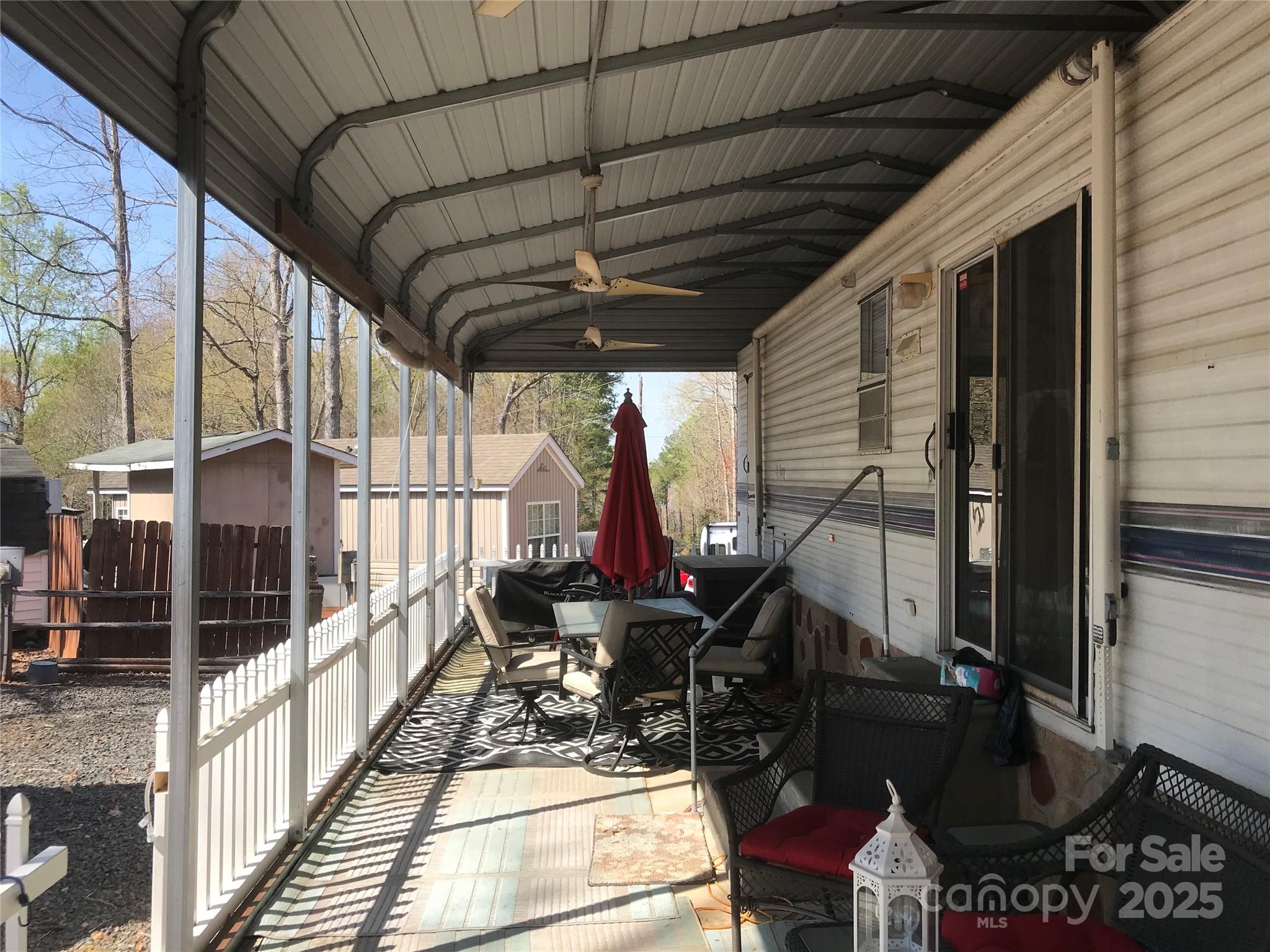 Twin Harbor - Residential