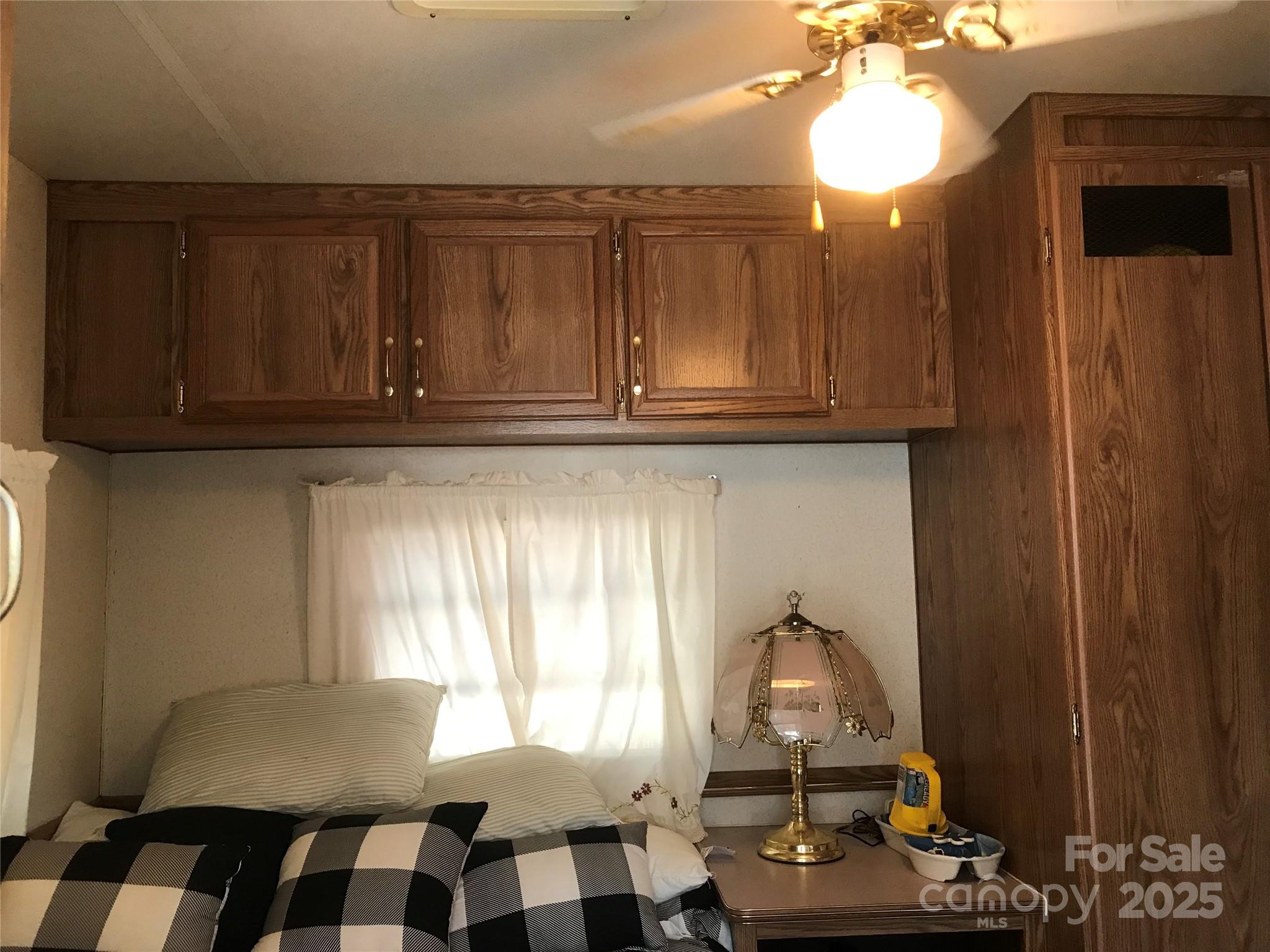 Twin Harbor - Residential