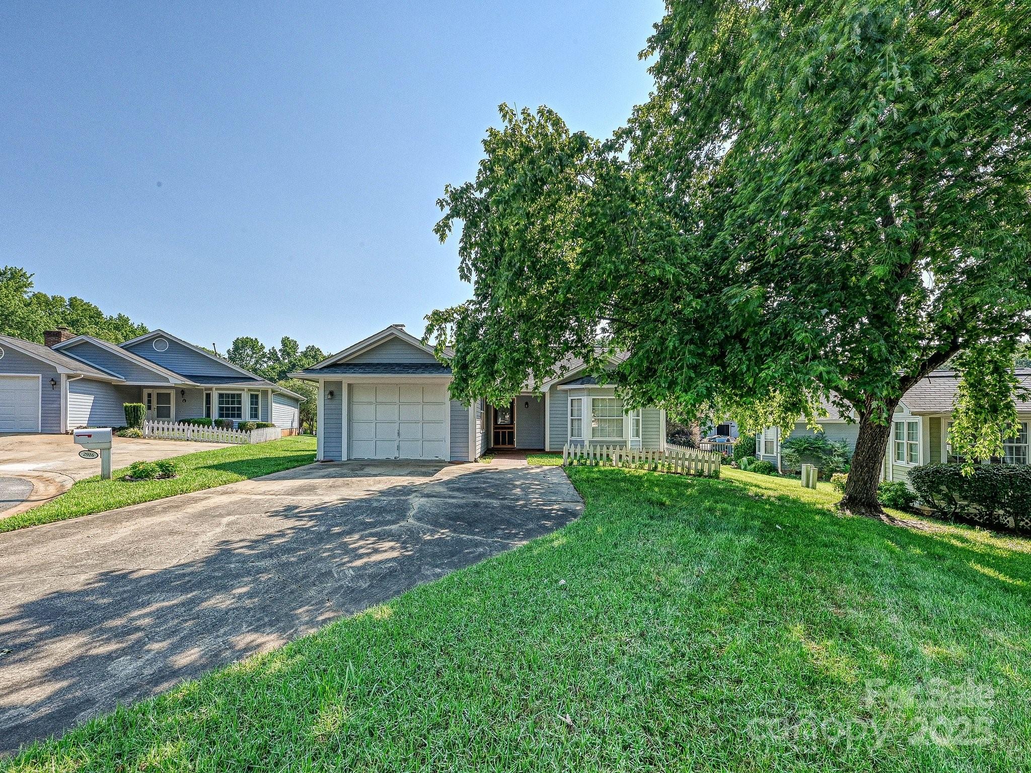2912 Peachwood Court