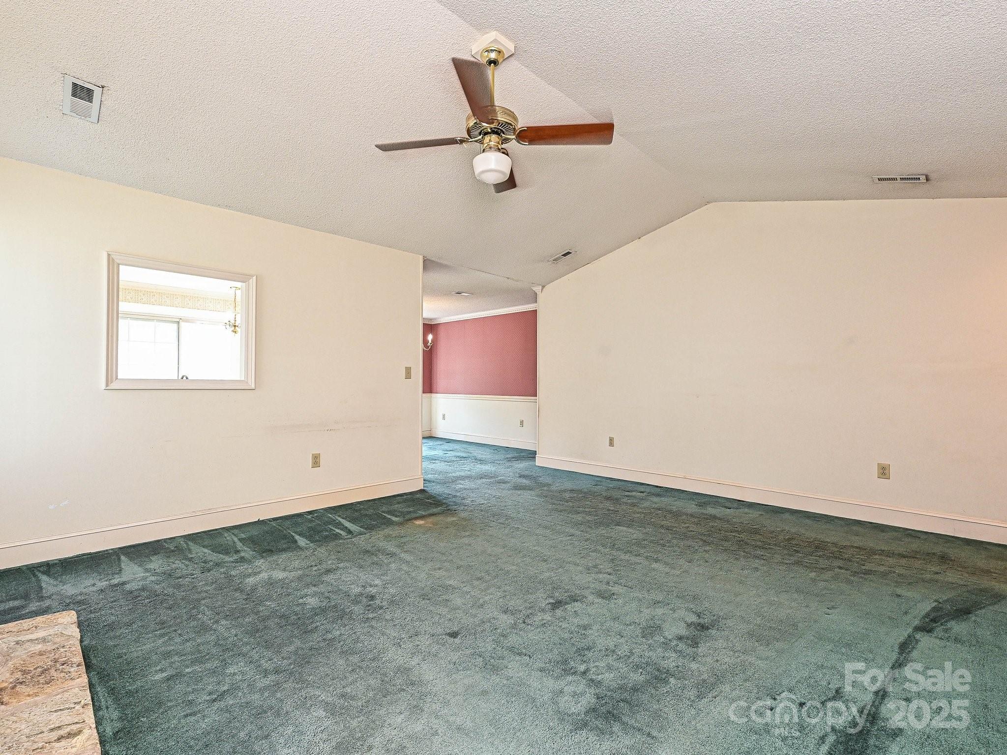 2912 Peachwood Court