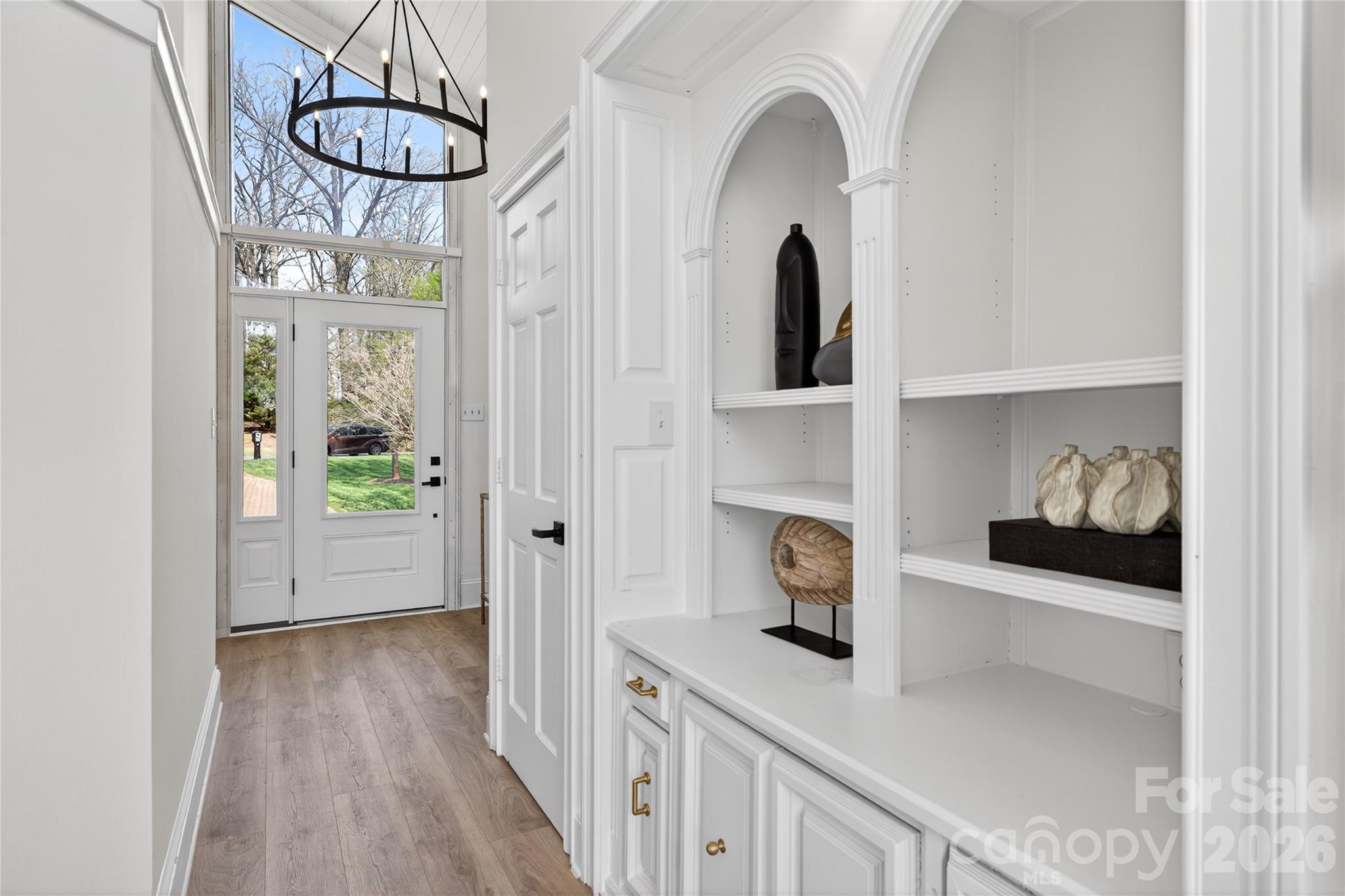 8001 Serendipity Lane