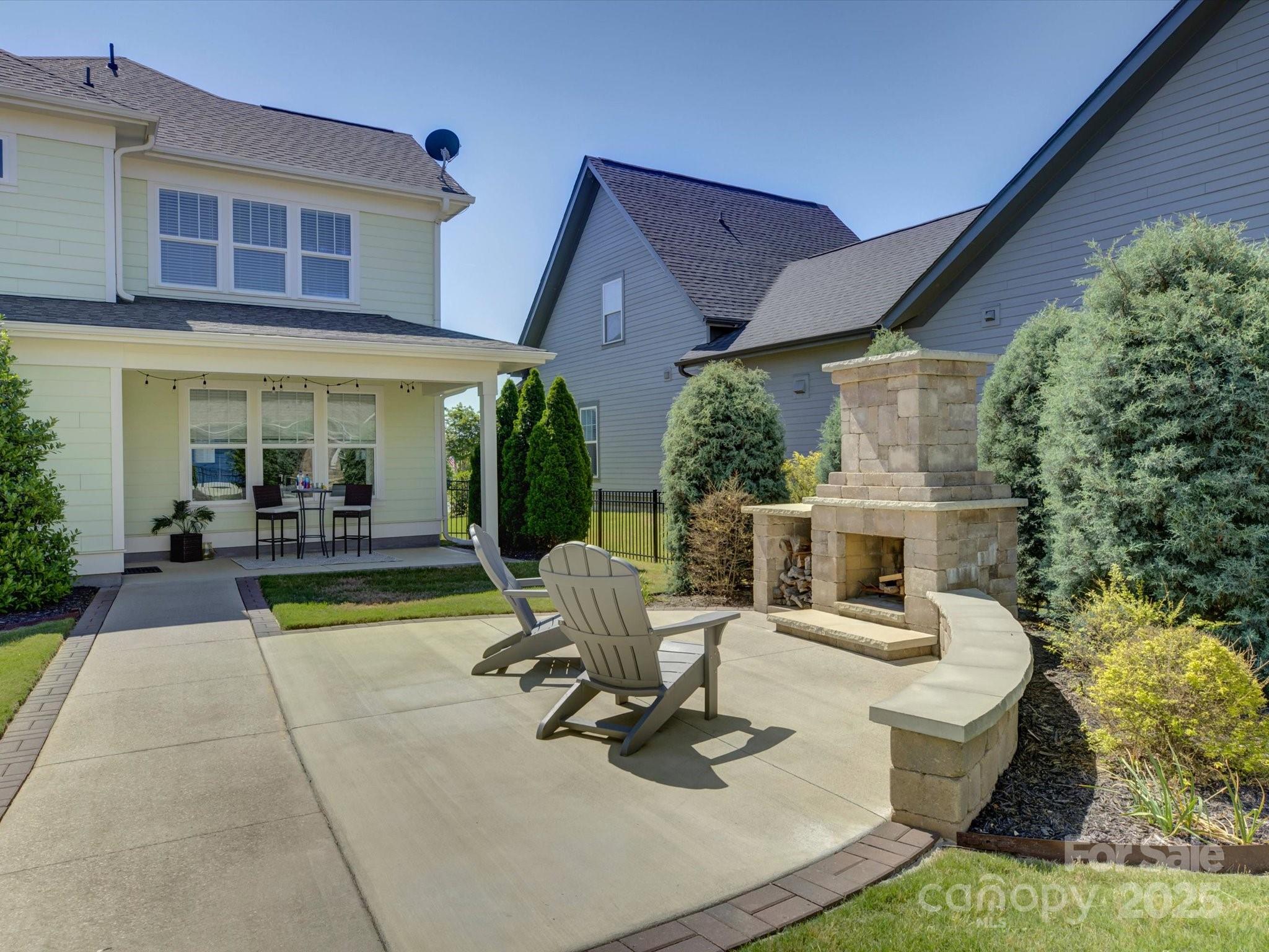 Riverwalk - Residential