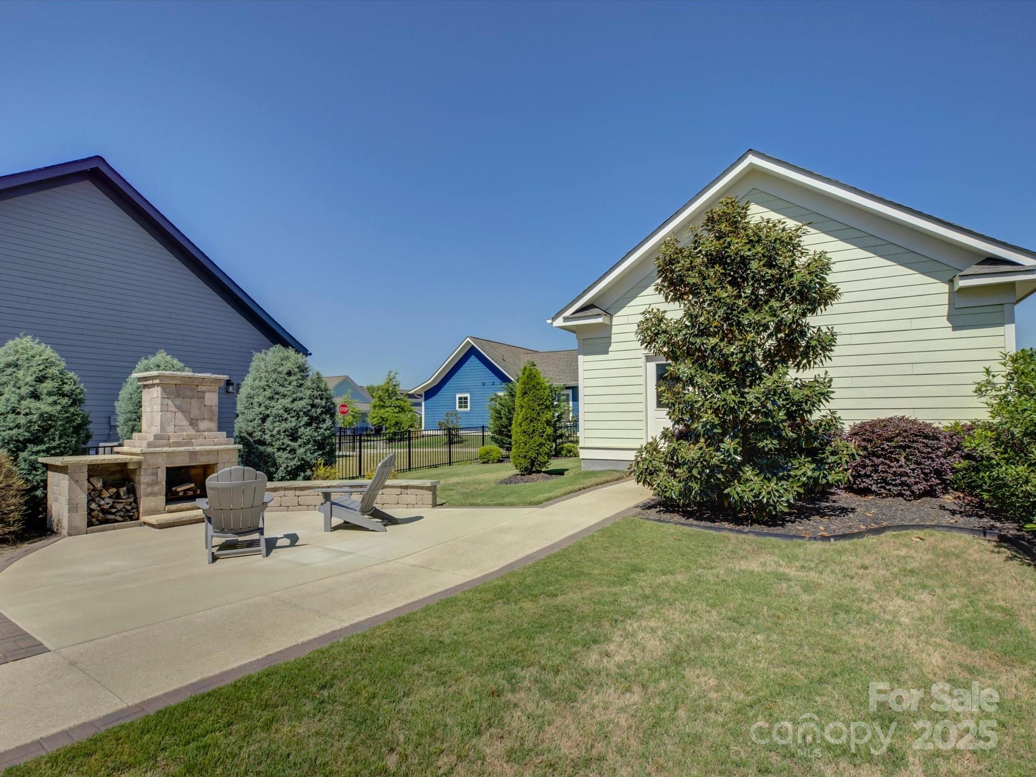 Riverwalk - Residential