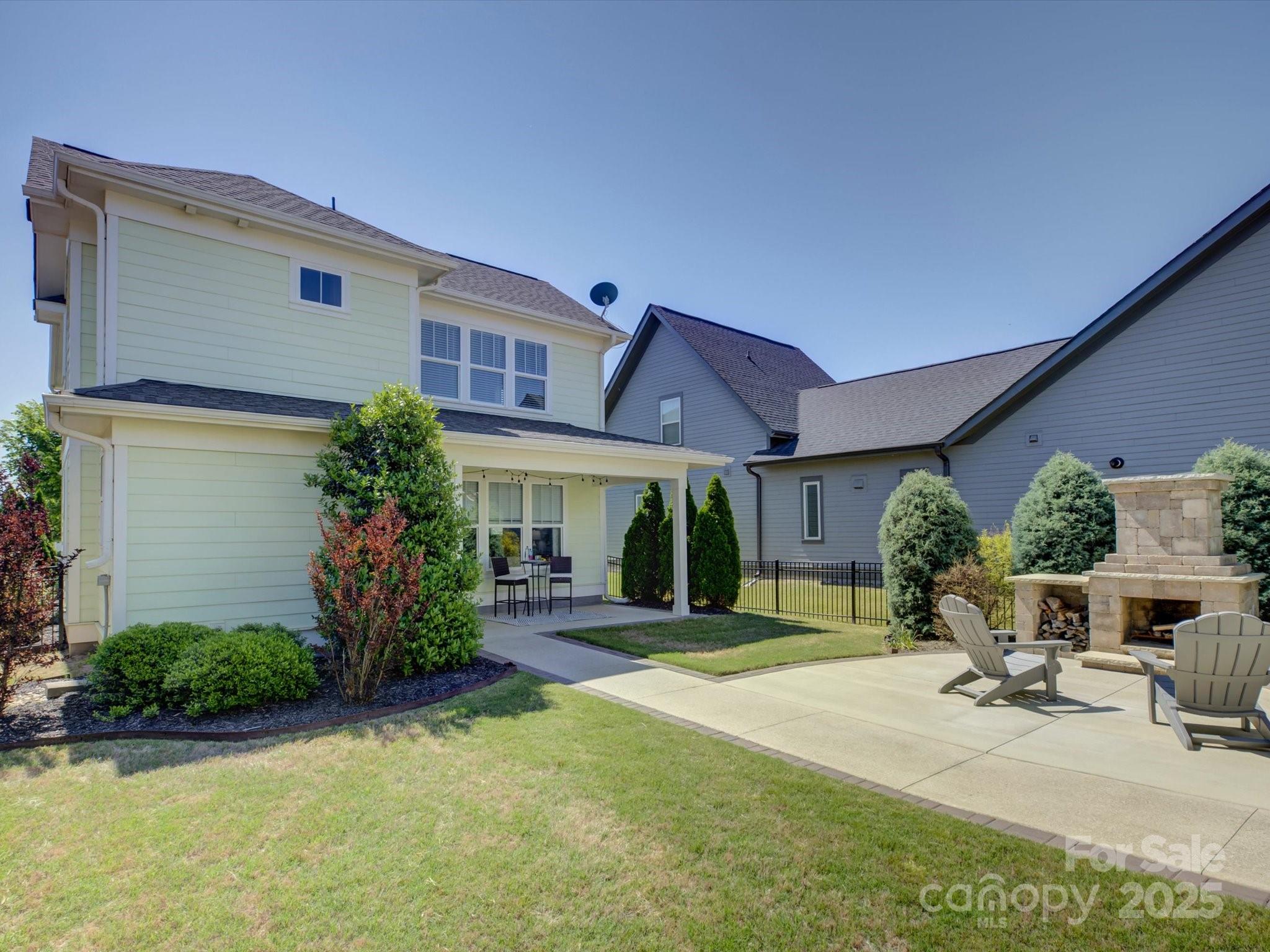 Riverwalk - Residential