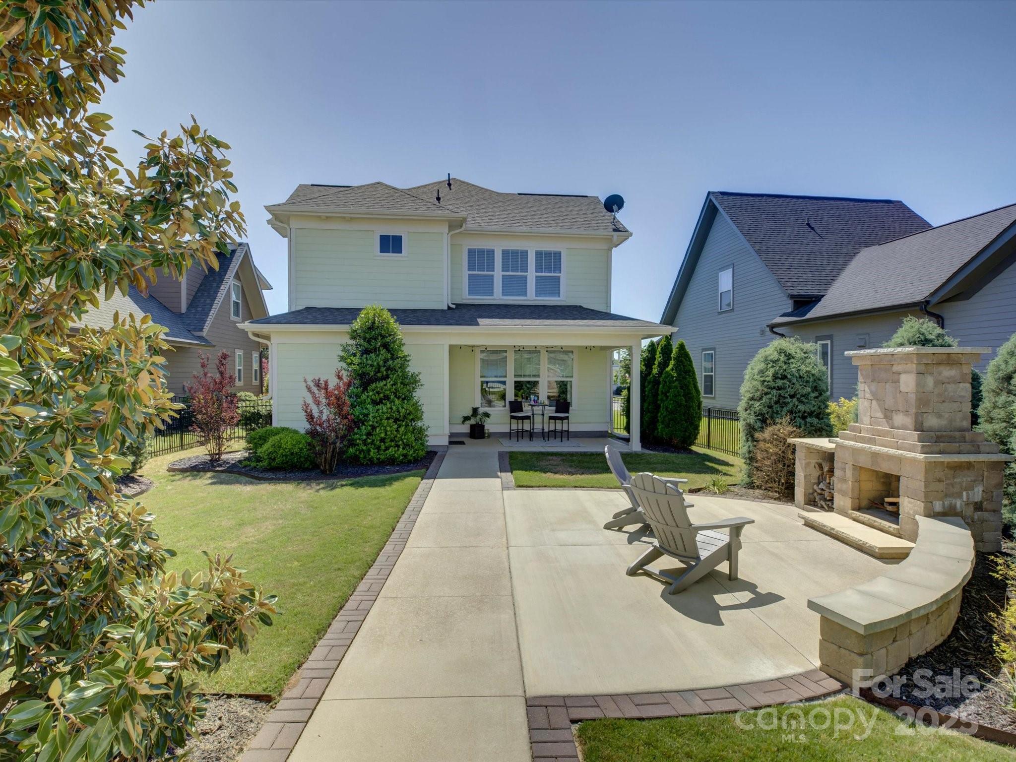 1538 Riverwalk Parkway