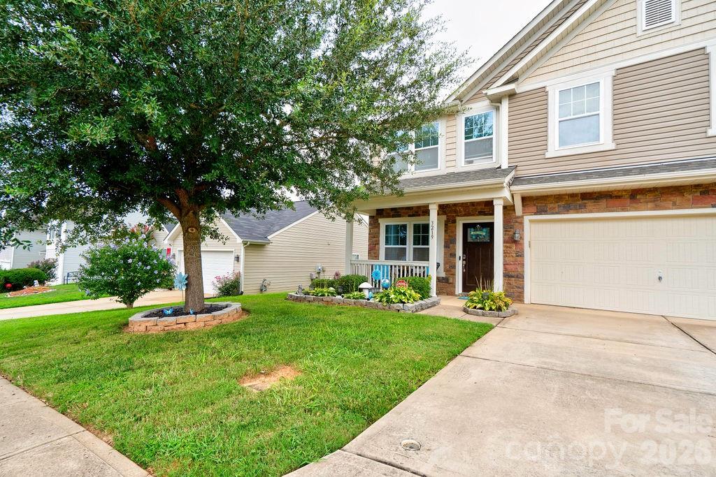 3219 Pikes Peak Drive